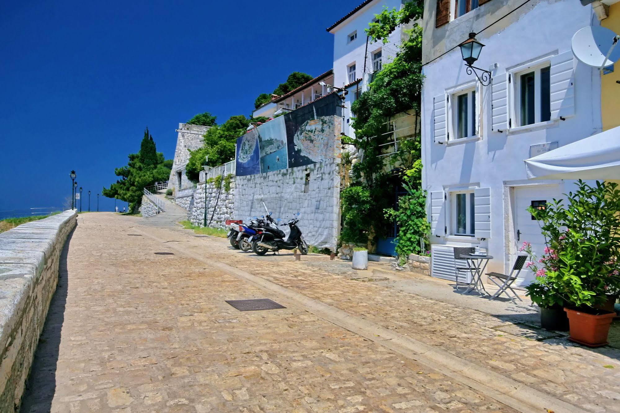 Angelo D'Oro Apartment Monte Rovinj Bagian luar foto